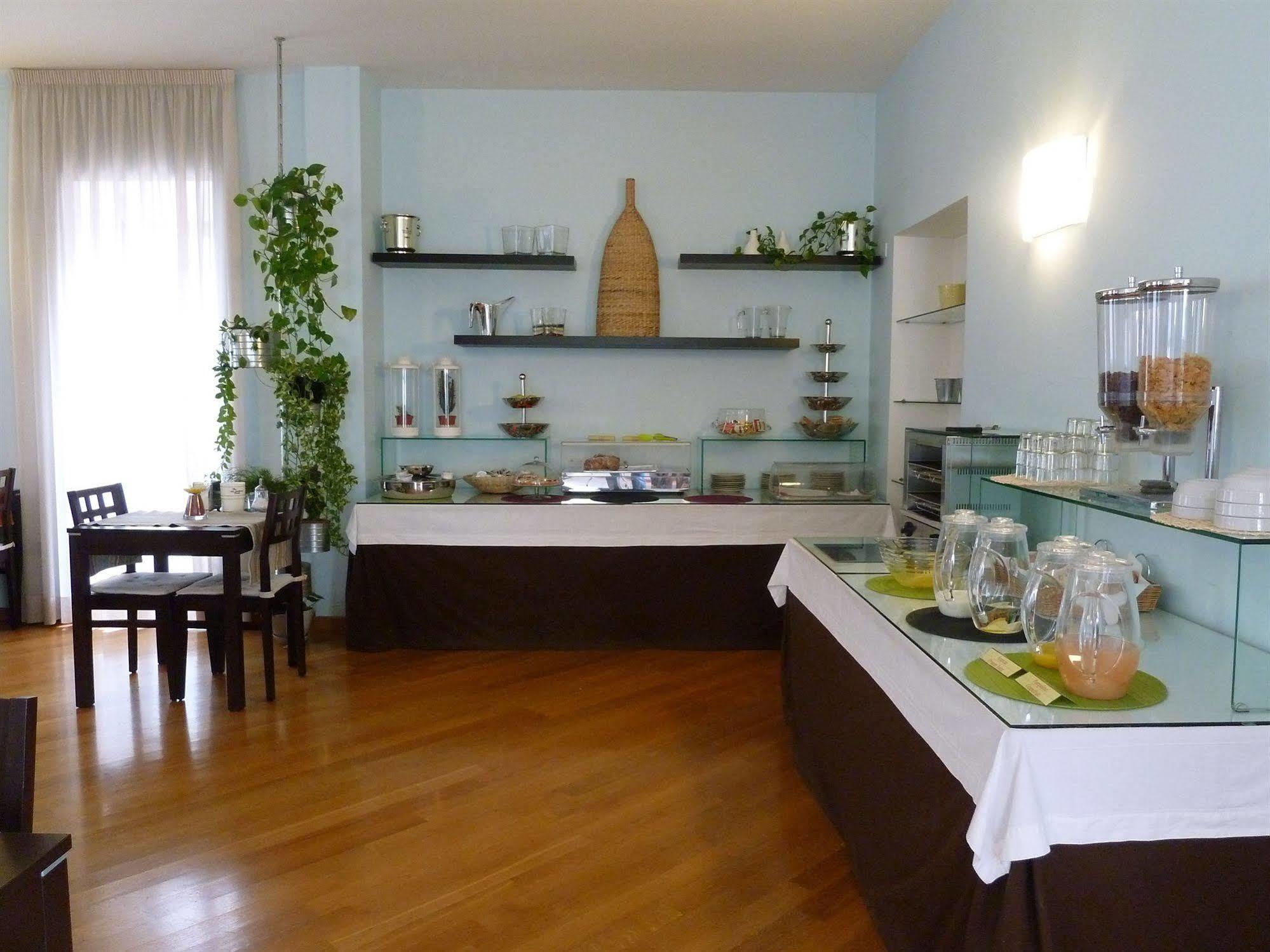 Hotel Montestella Salerno Esterno foto