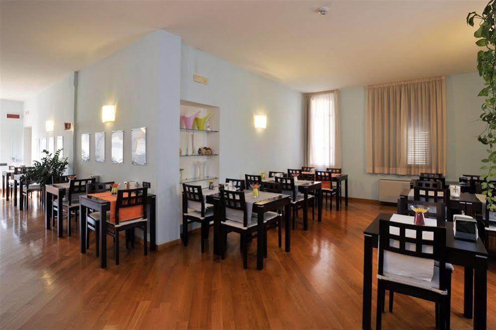 Hotel Montestella Salerno Esterno foto