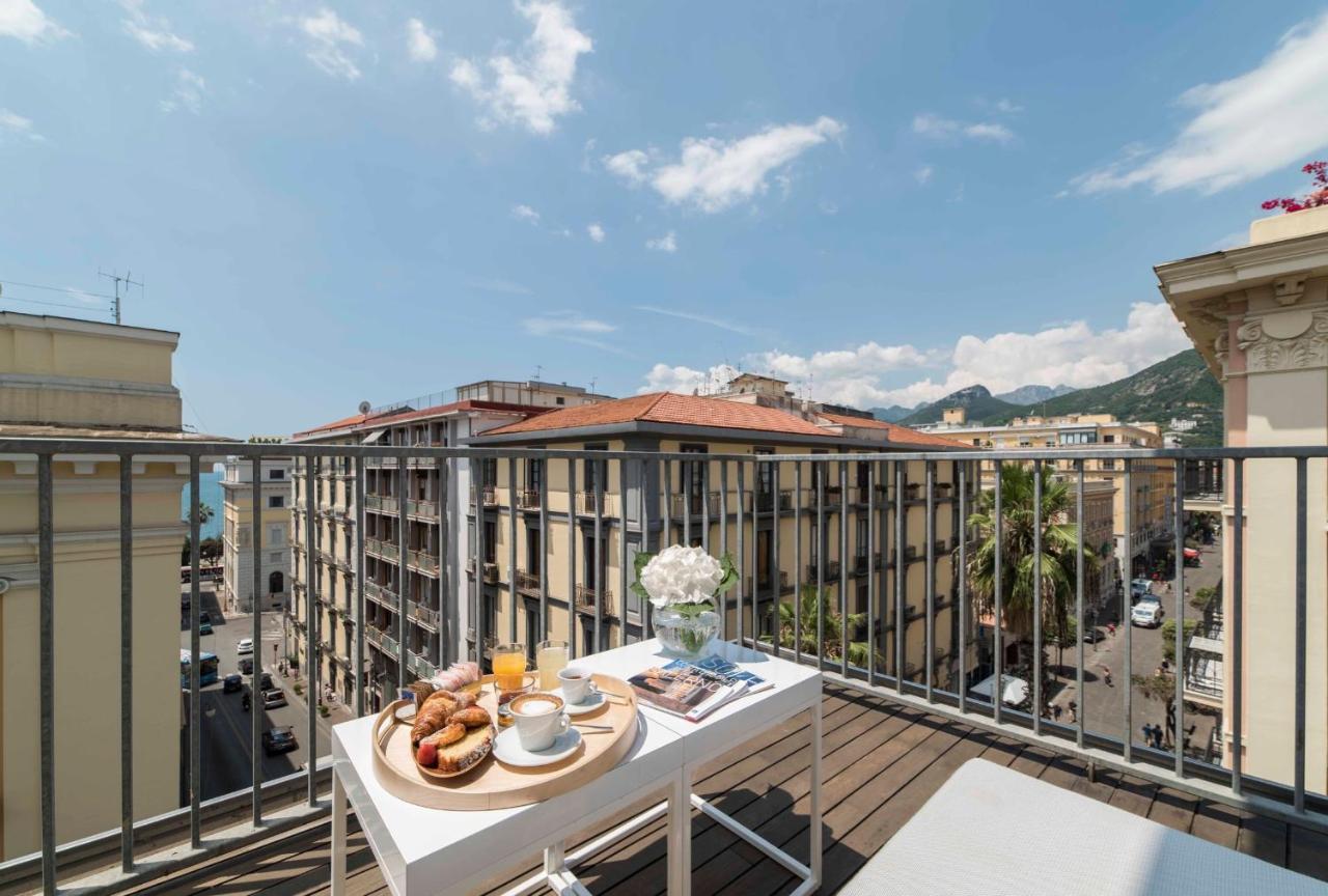 Hotel Montestella Salerno Esterno foto