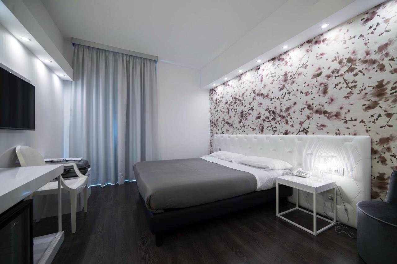 Hotel Montestella Salerno Esterno foto