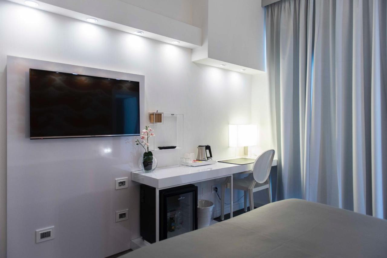 Hotel Montestella Salerno Esterno foto