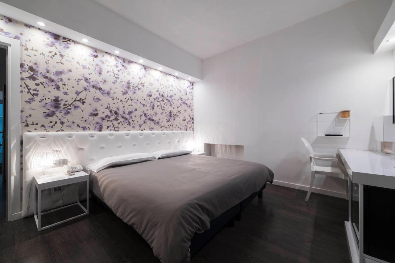 Hotel Montestella Salerno Esterno foto