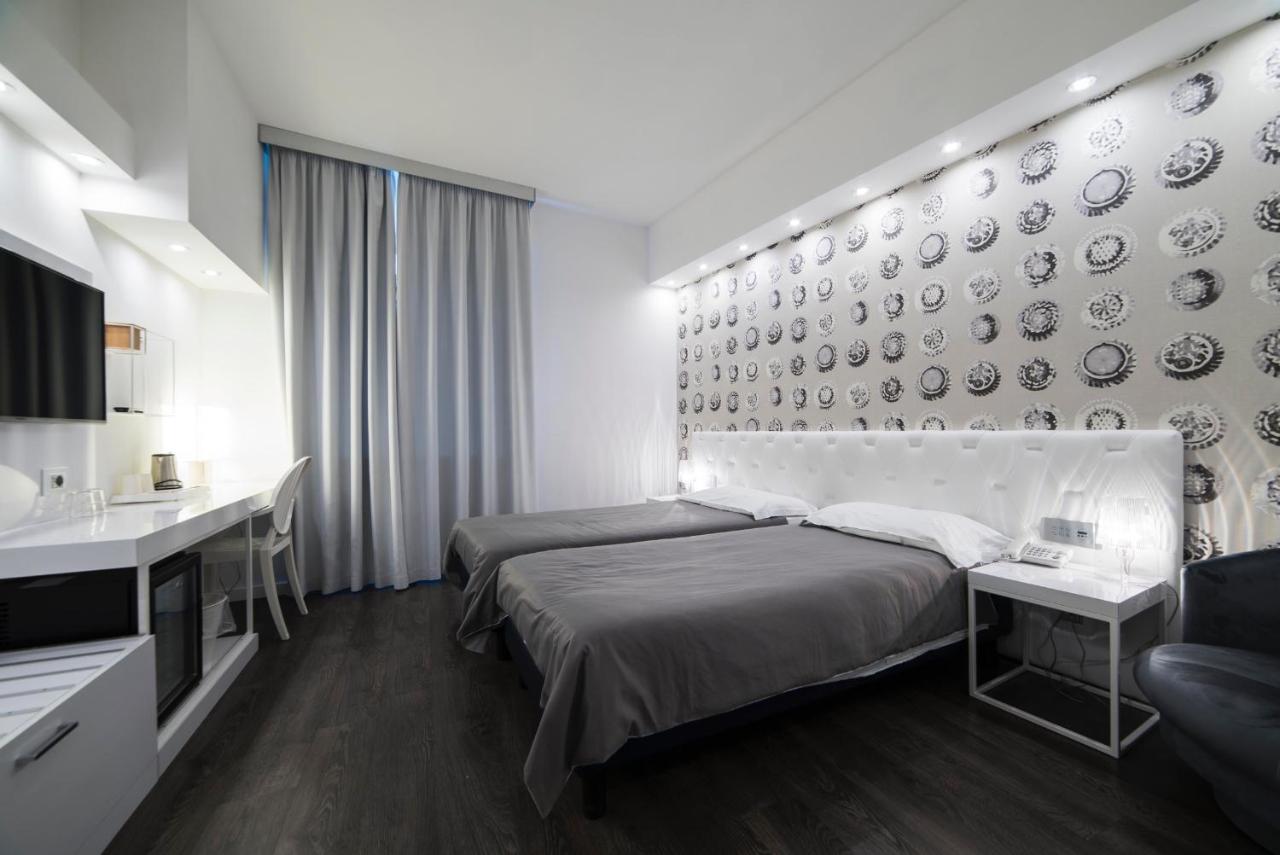 Hotel Montestella Salerno Esterno foto