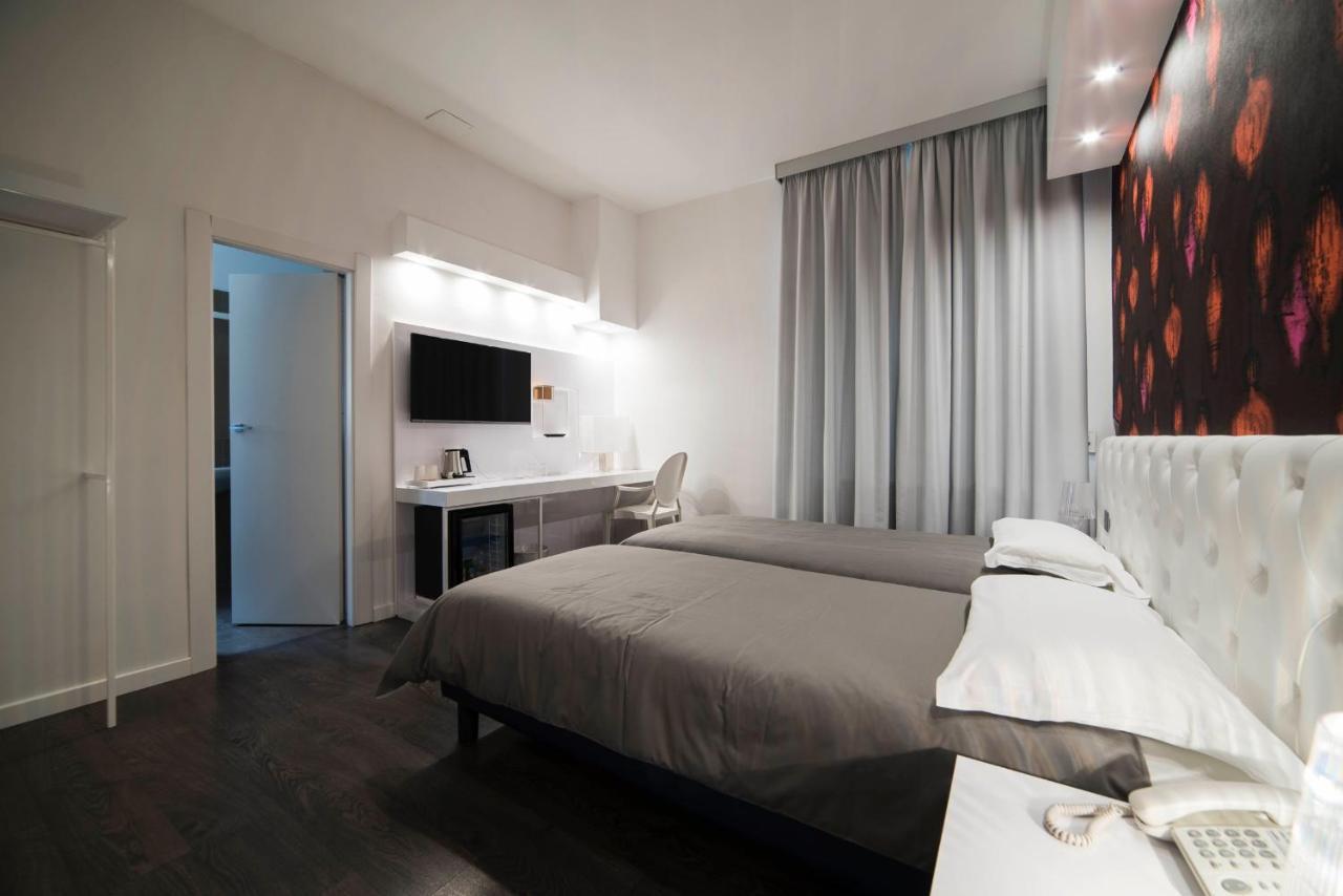 Hotel Montestella Salerno Esterno foto