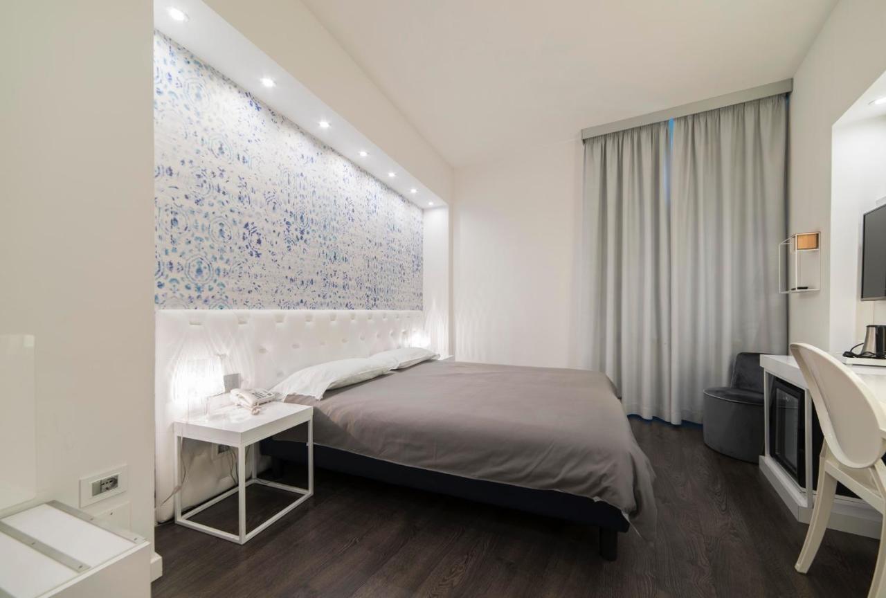 Hotel Montestella Salerno Esterno foto